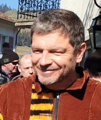 gurutisli.jpg
